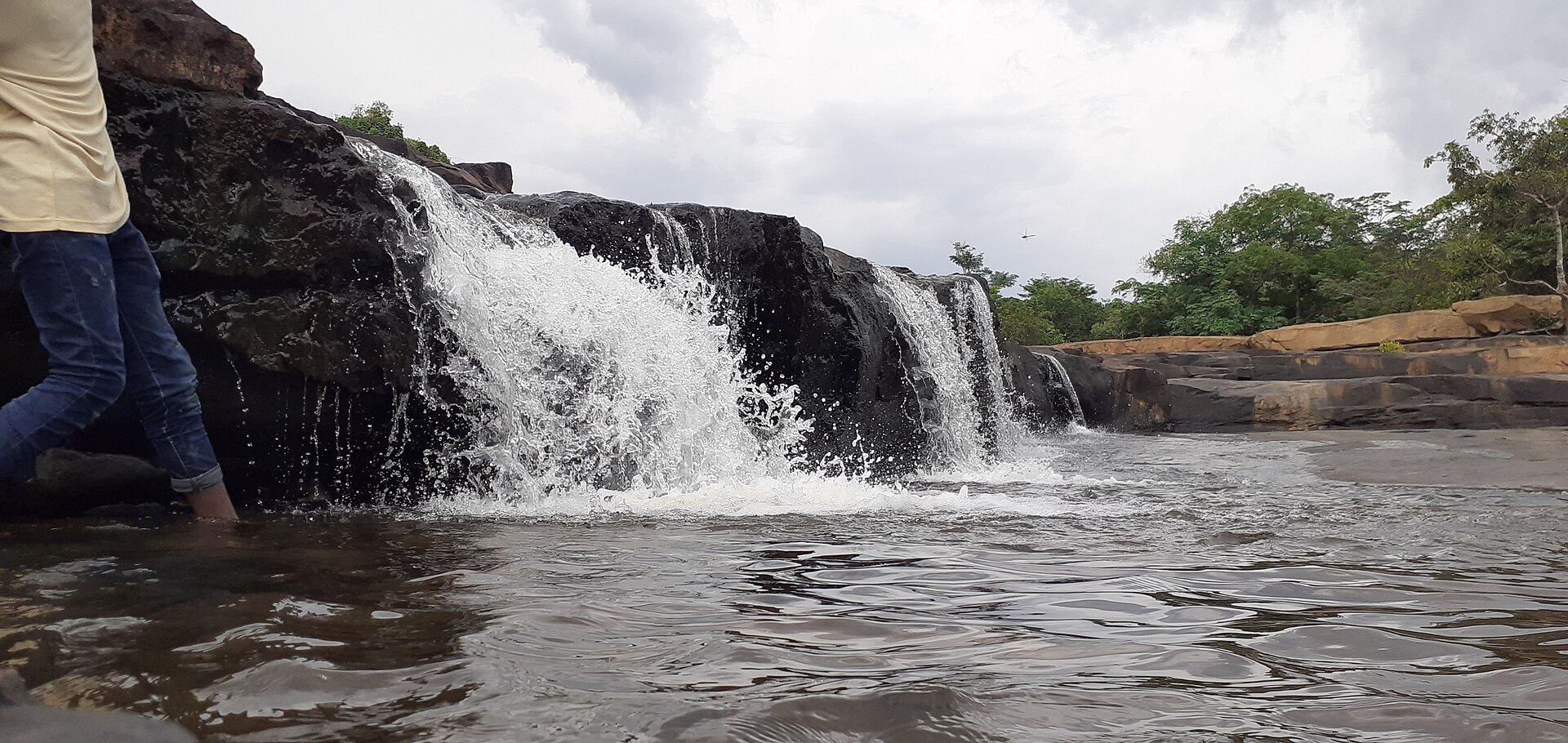 Les chutes de Kambadaga près de Pita