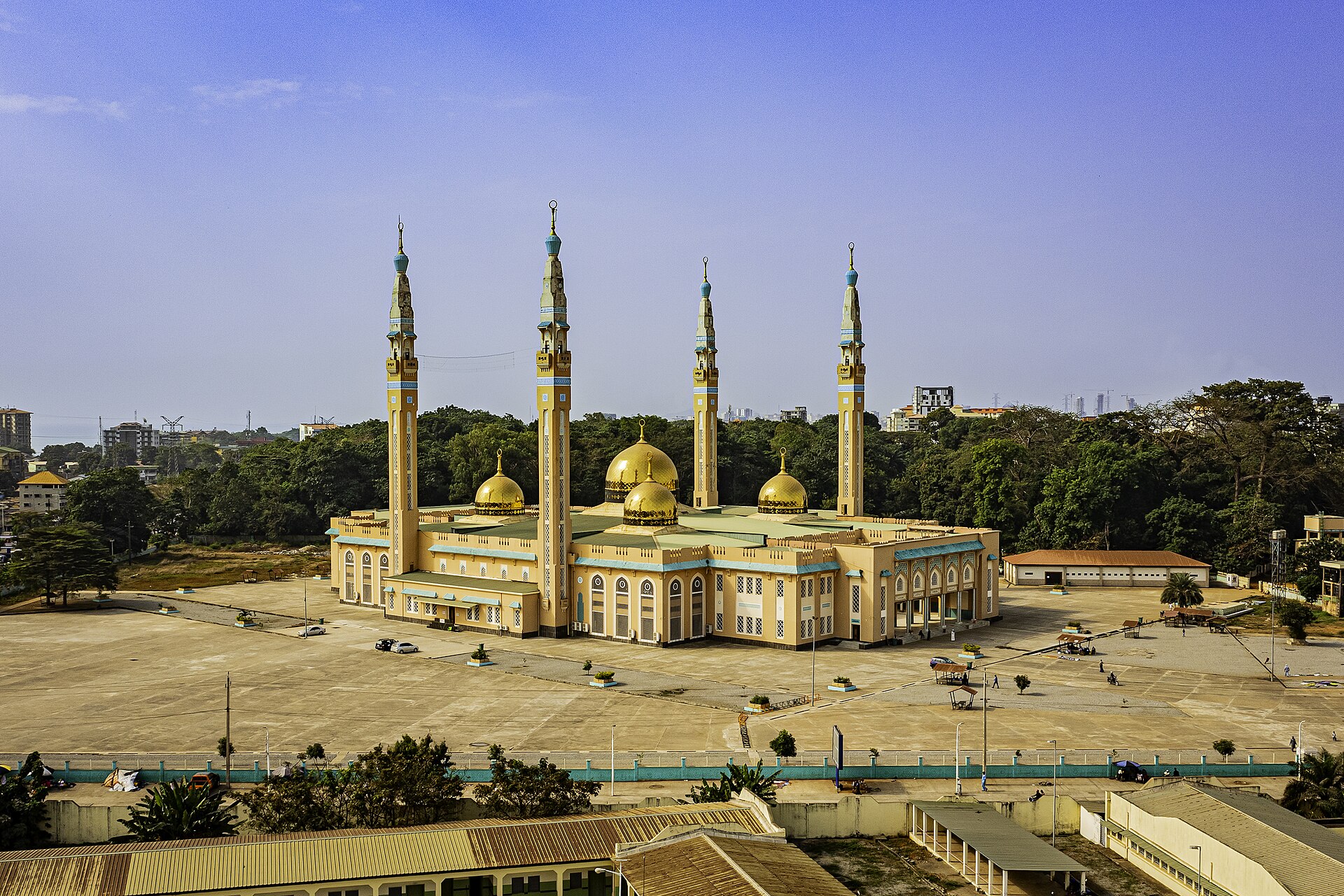 L’esplanade de la Grande Mosquée Fayçal