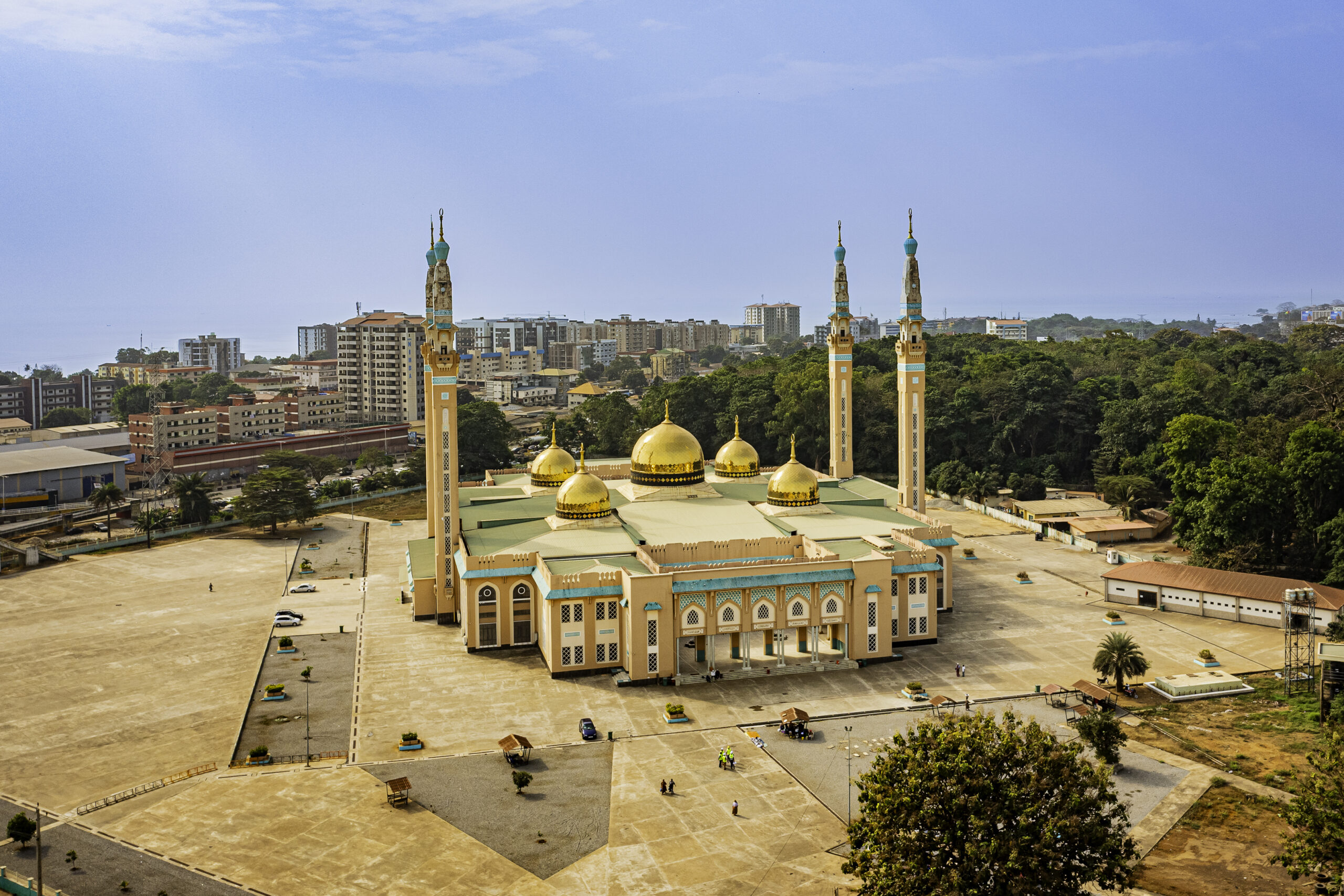 La Grande Mosquée Fayçal de Conakry : le cœur spirituel de la capitale