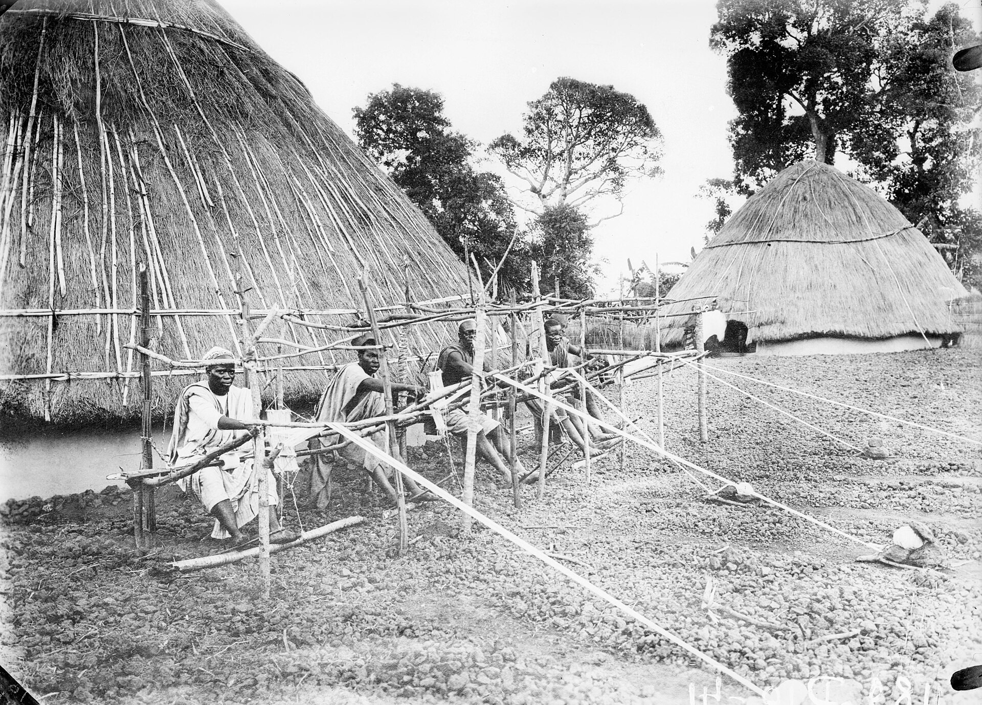 Métiers à tisser traditionnels du Fouta-Djalon